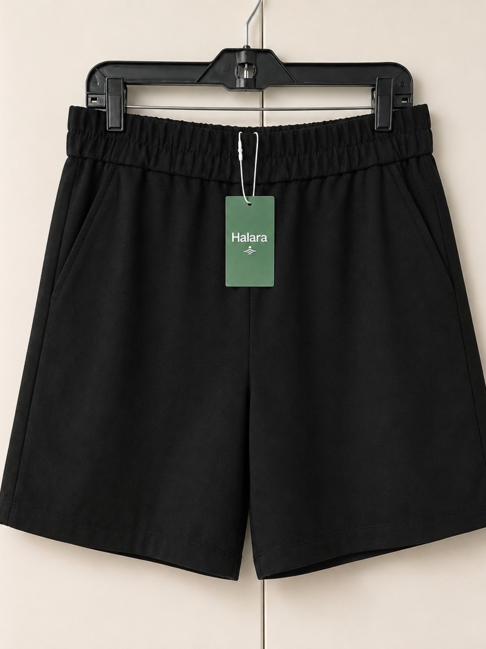 HALARA Black Shorts – Size Large 🖤